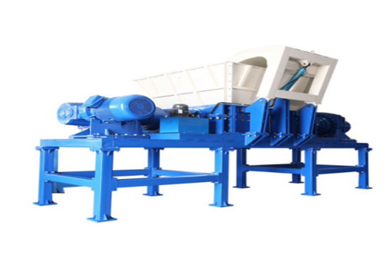 Double shaft baler